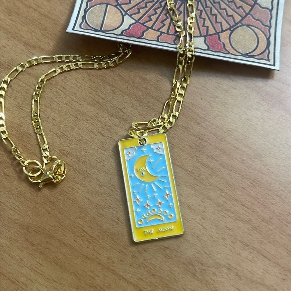 Tarot The Moon astrology necklace